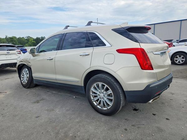 2017 CADILLAC XT5 Luxury