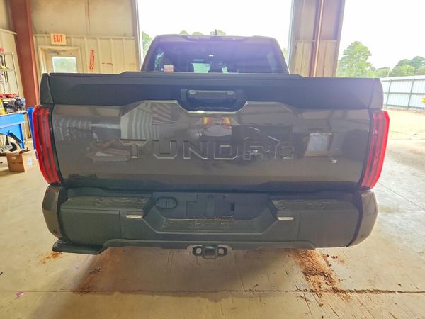 2025 TOYOTA TUNDRA
