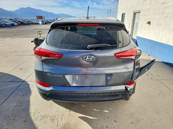 2017 HYUNDAI TUCSON