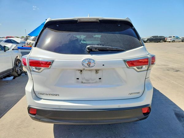 2015 TOYOTA HIGHLANDER