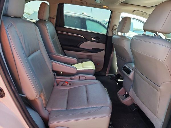 2015 TOYOTA HIGHLANDER