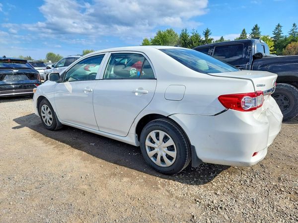 2013 TOYOTA COROLLA
