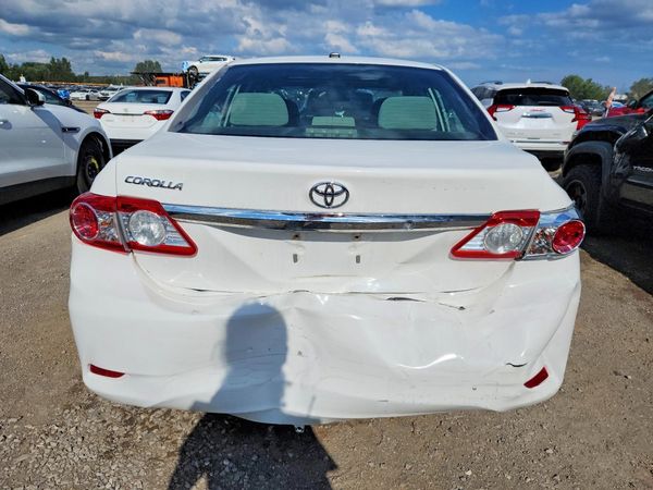 2013 TOYOTA COROLLA
