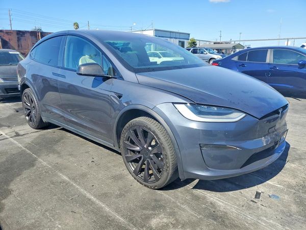 2022 TESLA MODEL X — Passenger 3/4