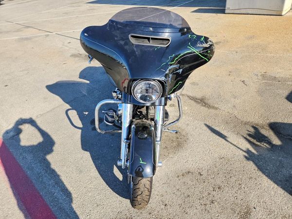 2015 HARLEY-DAVIDSON FL