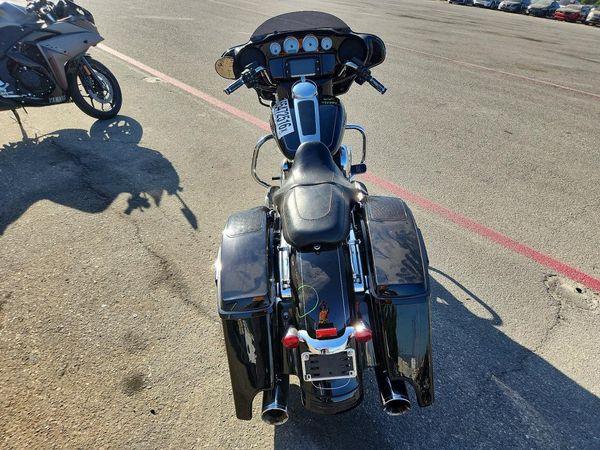 2015 HARLEY-DAVIDSON FL