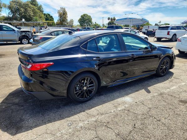 2025 TOYOTA CAMRY