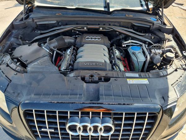 2012 AUDI Q5