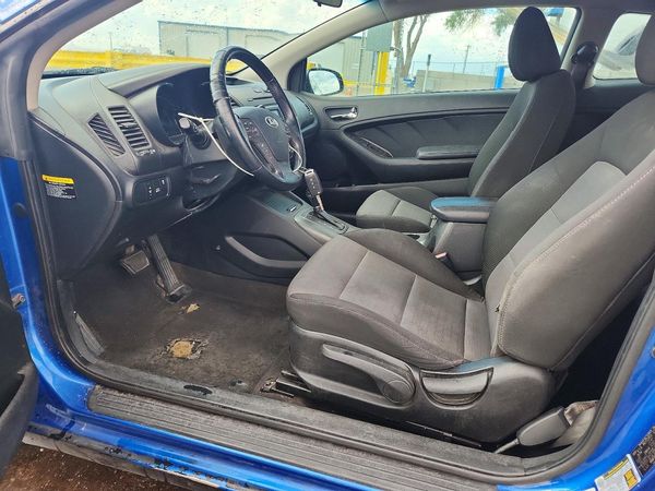 2015 KIA FORTE KOUP