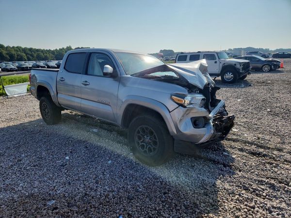 2018 TOYOTA TACOMA — Passenger 3/4