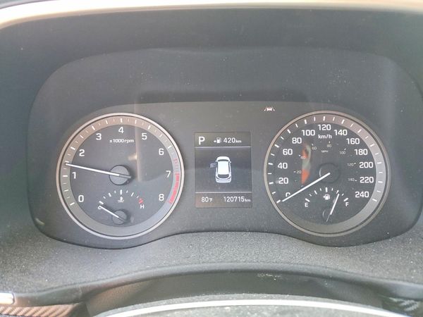 2019 HYUNDAI TUCSON SE