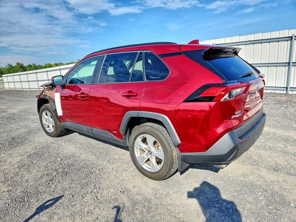 2020 TOYOTA RAV4 XLE HV