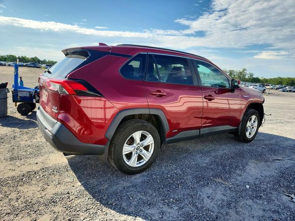 2020 TOYOTA RAV4 XLE HV