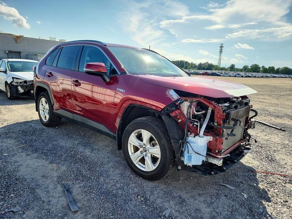 2020 TOYOTA RAV4 XLE HV