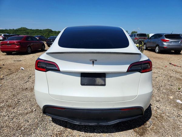 2020 TESLA MODEL Y