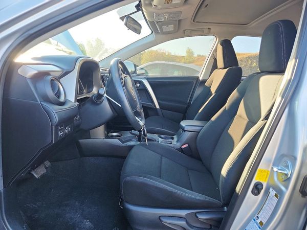 2015 TOYOTA RAV4 XLE (M Grade)