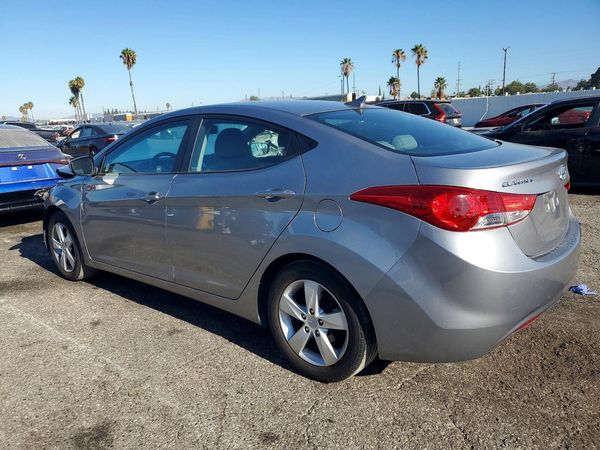 2013 HYUNDAI ELANTRA