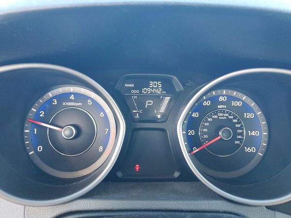 2013 HYUNDAI ELANTRA