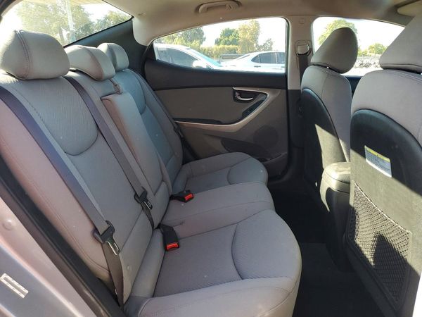 2013 HYUNDAI ELANTRA