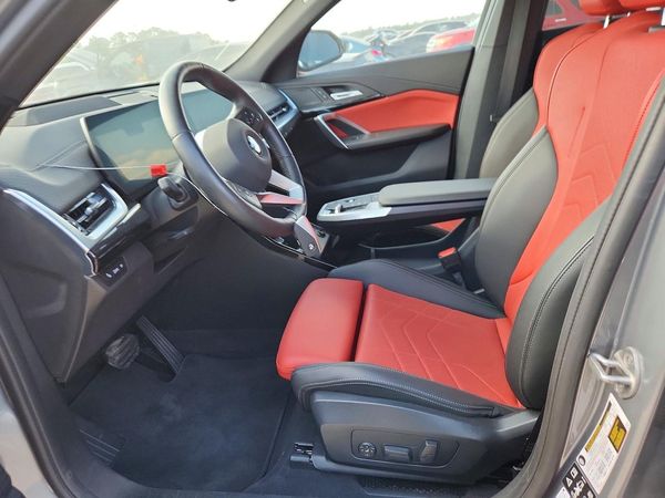 2025 BMW X2 xDrive28i
