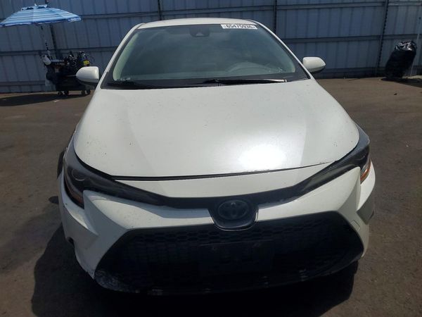 2021 TOYOTA COROLLA