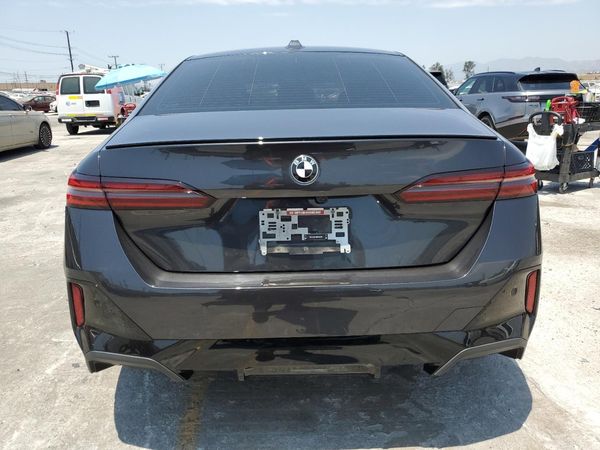 2024 BMW 530