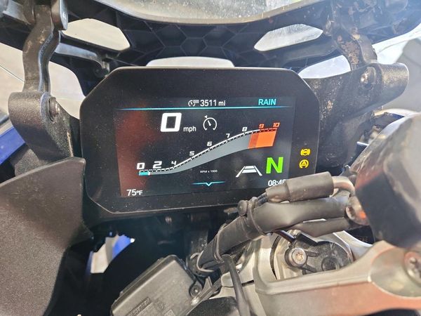 2026 BMW R 1300
