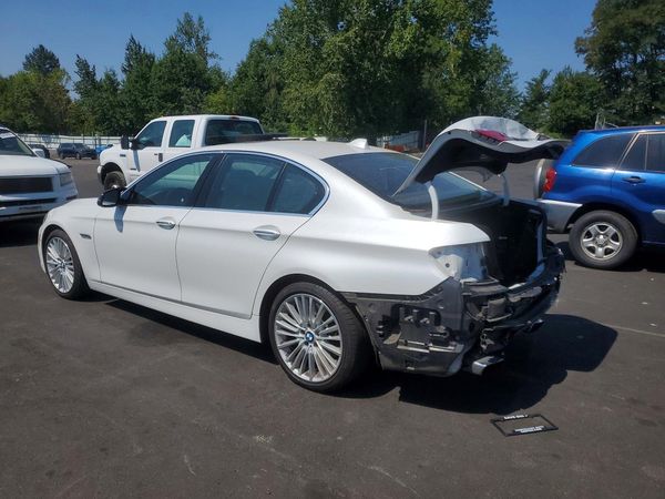 2016 BMW 550