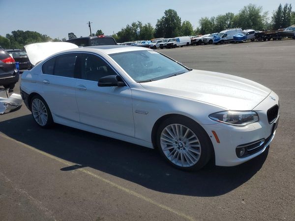 2016 BMW 550