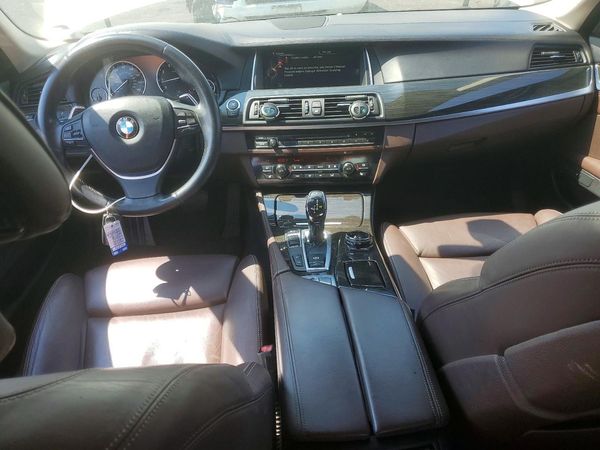 2016 BMW 550