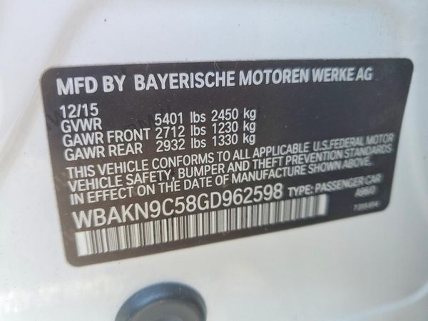 2016 BMW 550