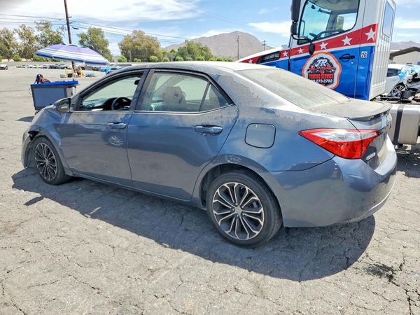 2015 TOYOTA COROLLA
