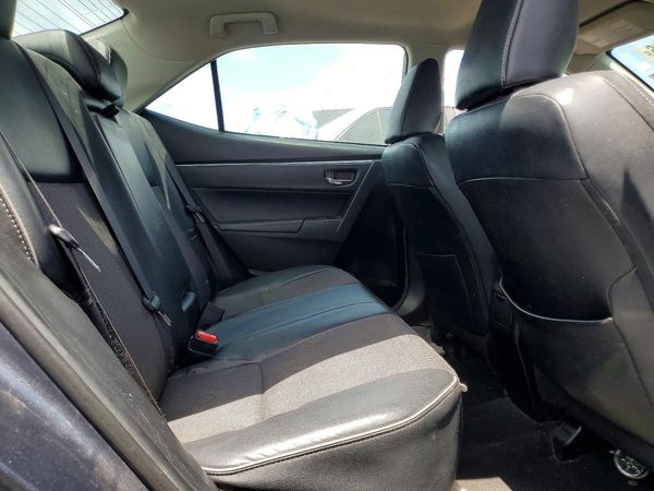 2015 TOYOTA COROLLA