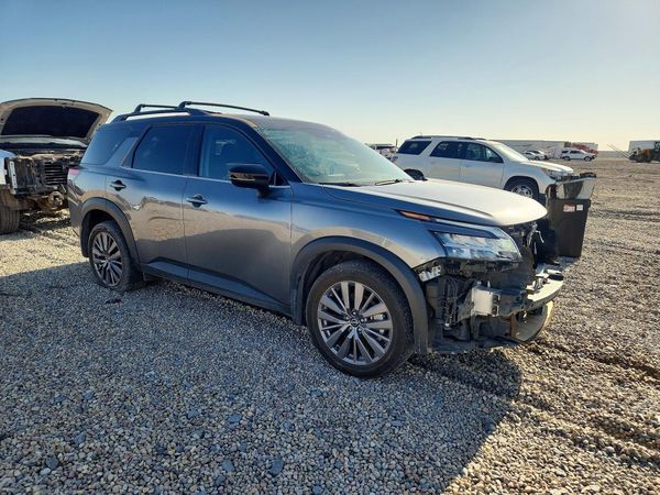 2023 NISSAN PATHFINDER SL