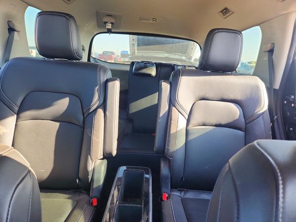 2023 NISSAN PATHFINDER SL