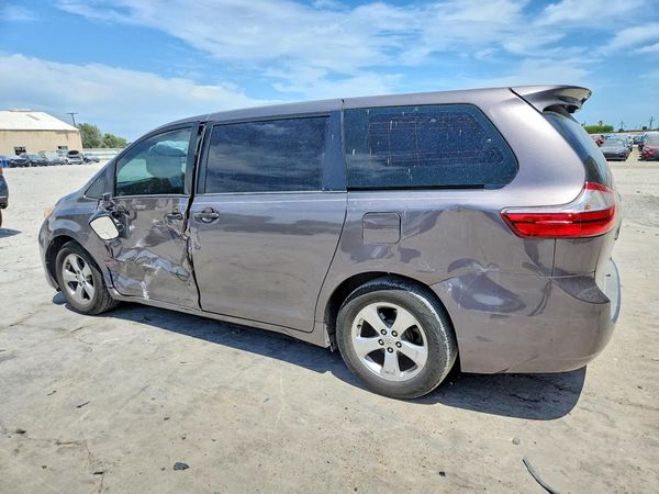 2015 TOYOTA SIENNA