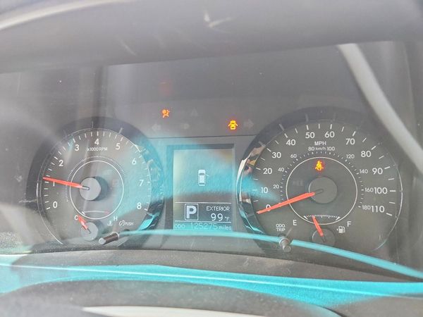 2015 TOYOTA SIENNA