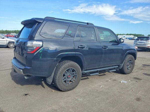 2022 TOYOTA 4RUNNER