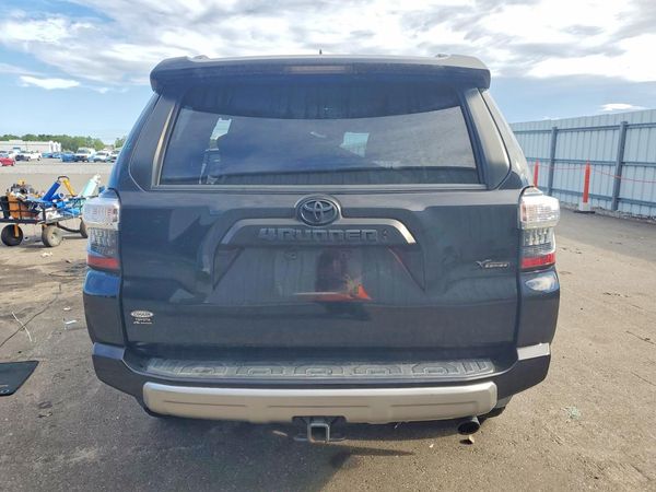 2022 TOYOTA 4RUNNER