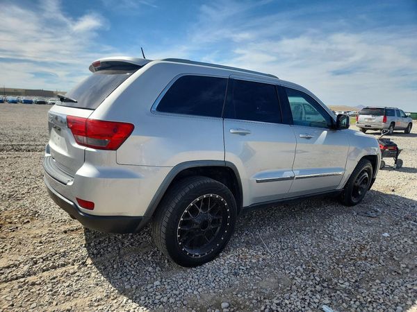 2012 JEEP CHEROKEE Laredo