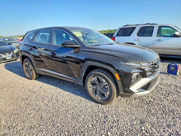 2026 HYUNDAI TUCSON Blue SE