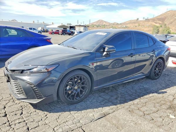 2026 TOYOTA CAMRY