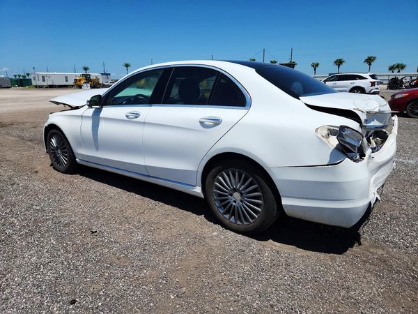 2016 MERCEDES-BENZ C C300-4M
