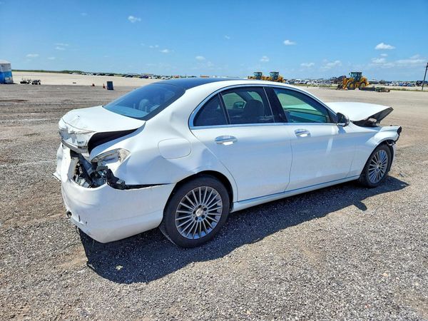 2016 MERCEDES-BENZ C C300-4M