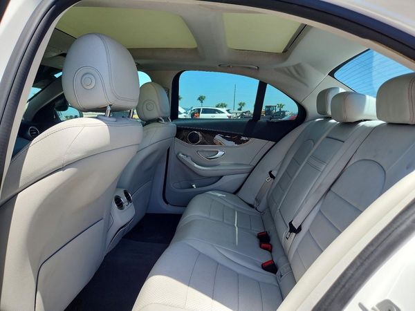 2016 MERCEDES-BENZ C C300-4M