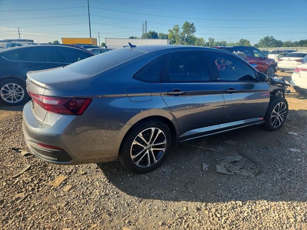 2025 VOLKSWAGEN JETTA Sport