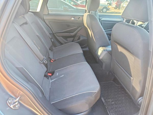 2025 VOLKSWAGEN JETTA Sport