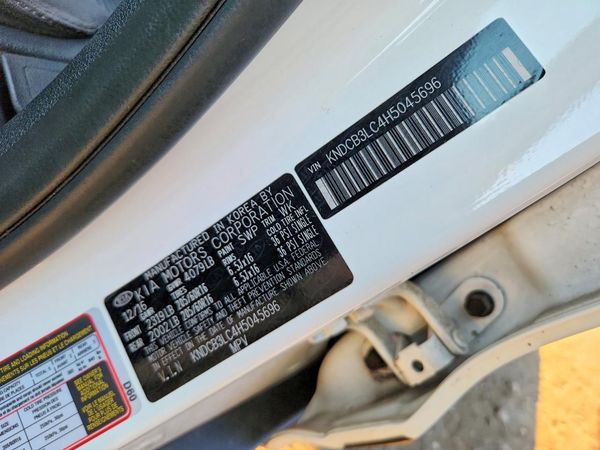 2017 KIA NIRO FE / LX / LX Tech