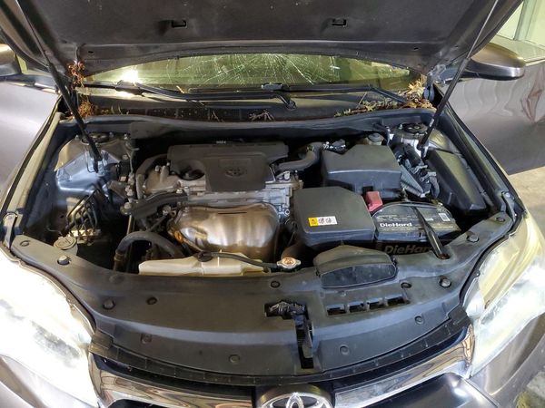 2017 TOYOTA CAMRY LE/SE/XLE/XSE — Engine bay