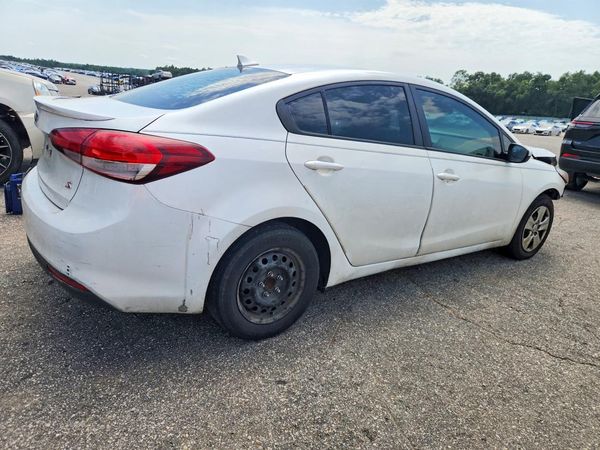 2017 KIA FORTE